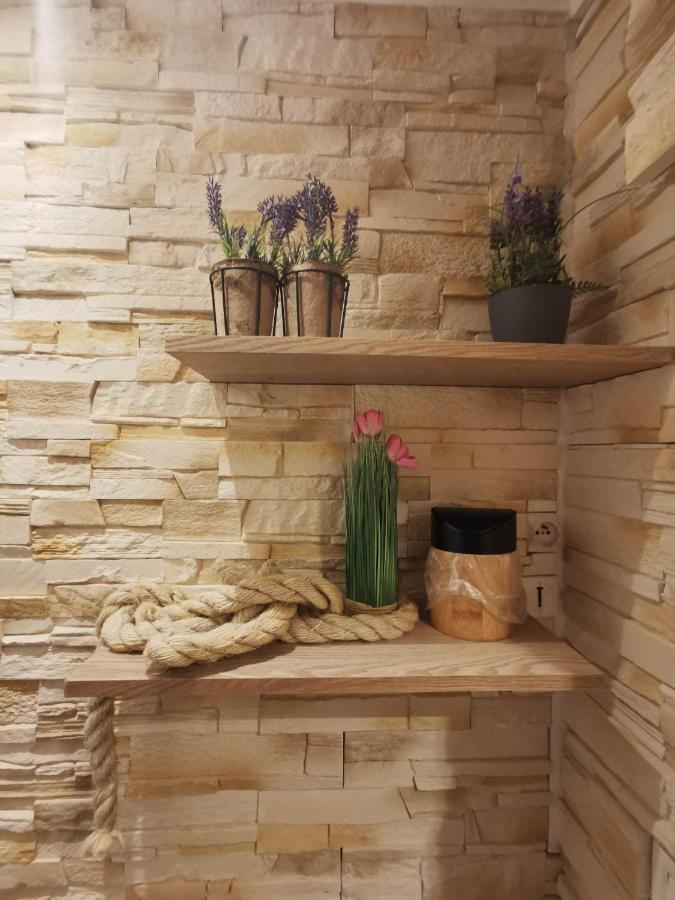 Le Spa De La Cathedrale - Jacuzzi - Sauna - Champagne - Netflix - Wifi Труа Екстер'єр фото