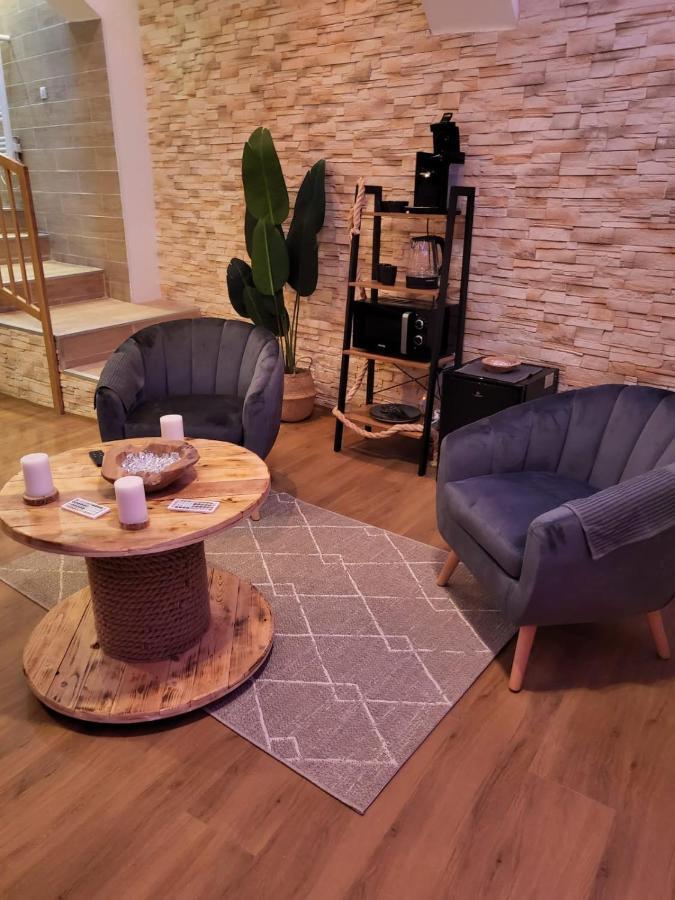 Le Spa De La Cathedrale - Jacuzzi - Sauna - Champagne - Netflix - Wifi Труа Екстер'єр фото