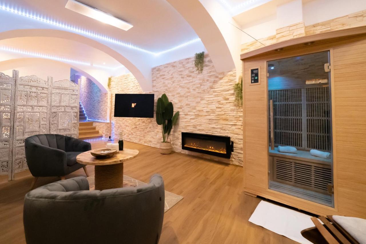 Le Spa De La Cathedrale - Jacuzzi - Sauna - Champagne - Netflix - Wifi Труа Екстер'єр фото